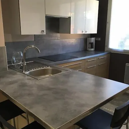 T2 Duplex Pour 4 Personnes Avec Parking Apartamento