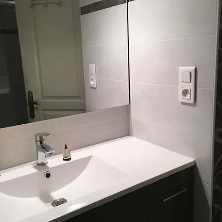 T2 Duplex Pour 4 Personnes Avec Parking Toulouse